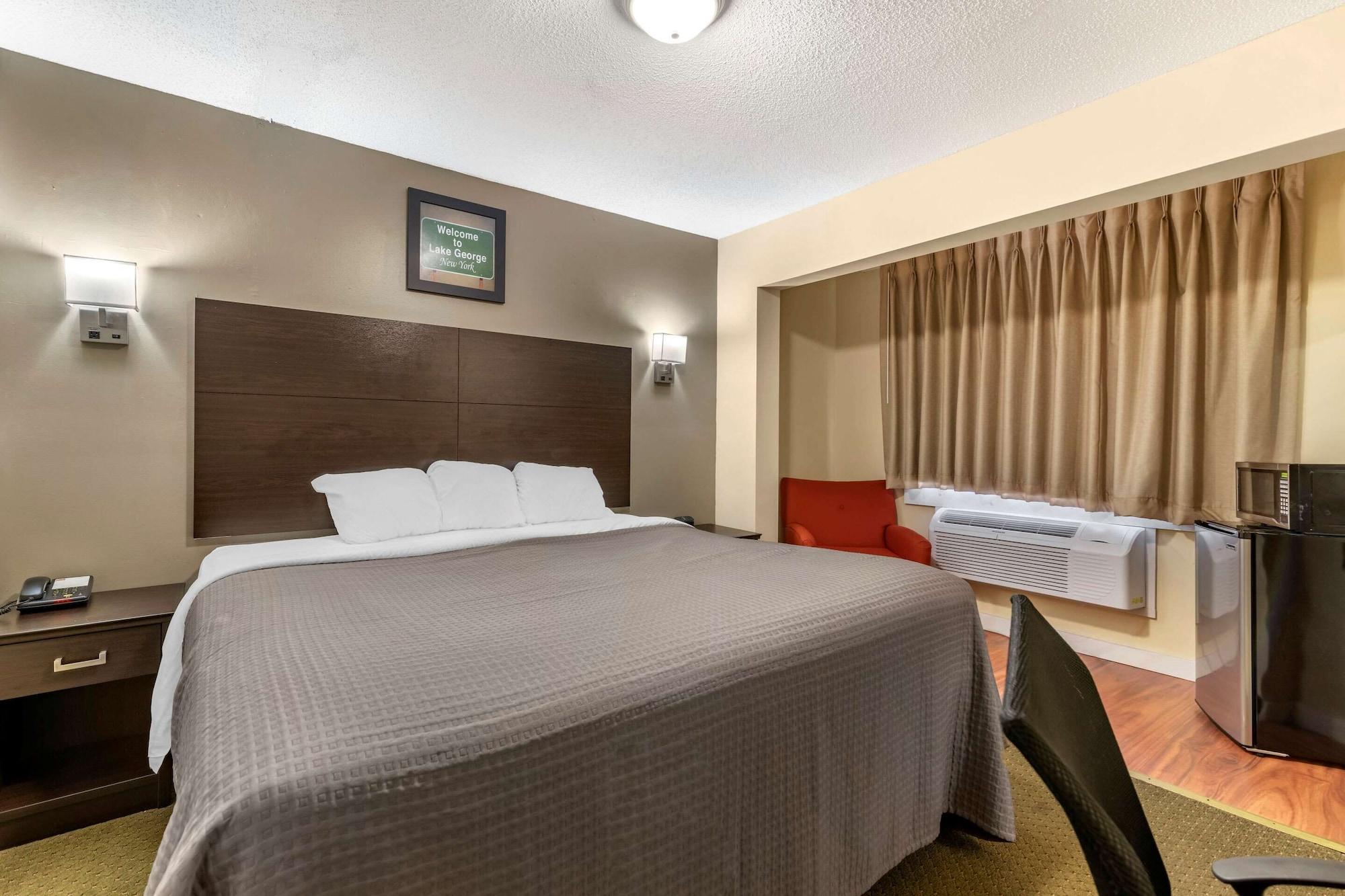 Rodeway Inn Lake George Outlets Bagian luar foto